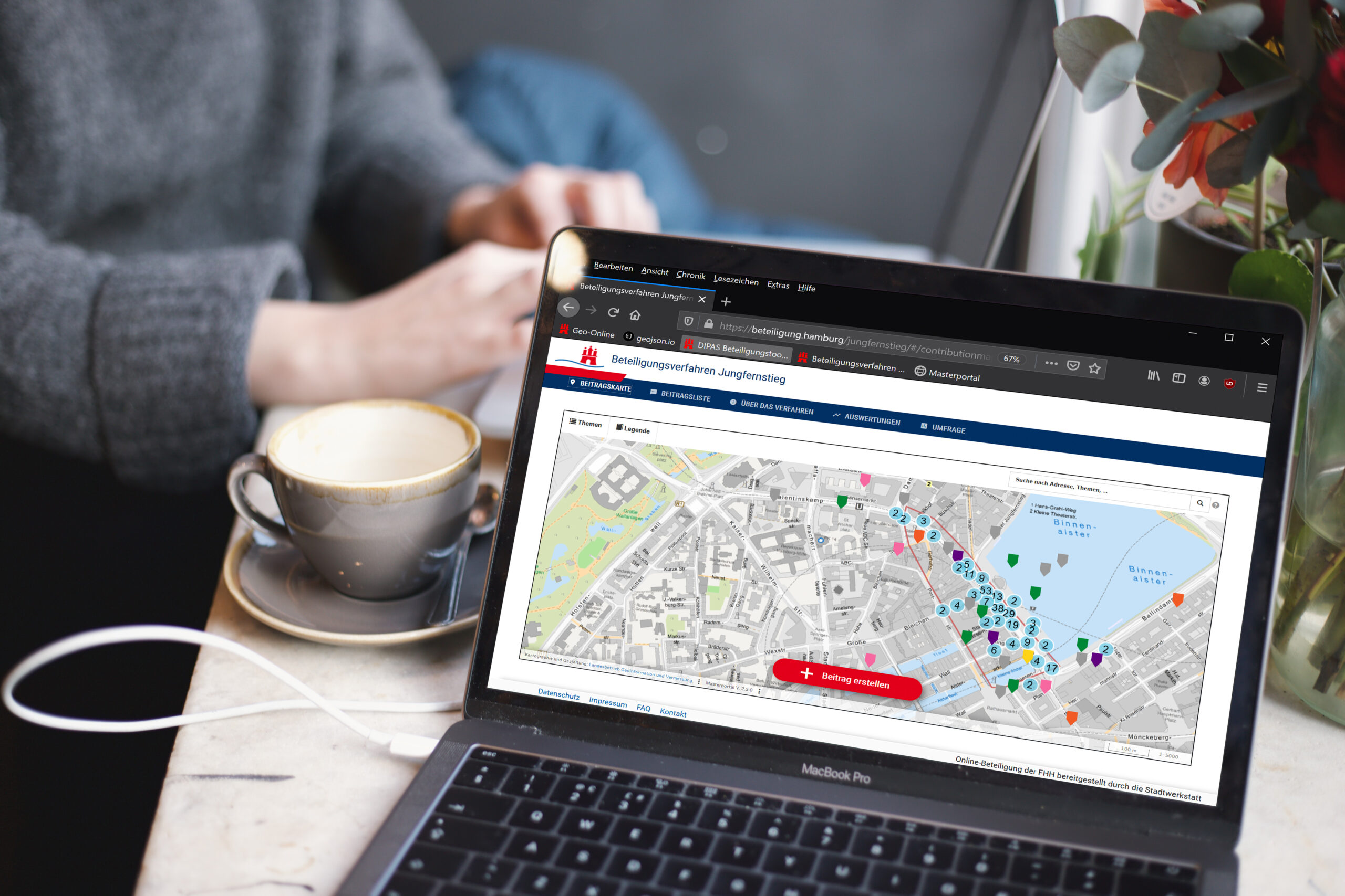 Mittagstisch mit Mehrwert: „Klick mich, ich bin eine Meinung!“ – Digitale Beteiligungsplattformen als gelebte Demokratie